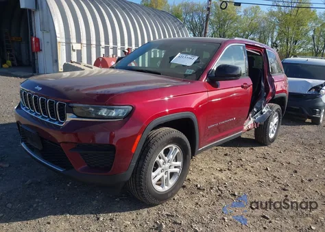 2023 Jeep Grand Cherokee Laredo 4X4 из США, поврежденный, VIN 1C4RJHAG6PC593502